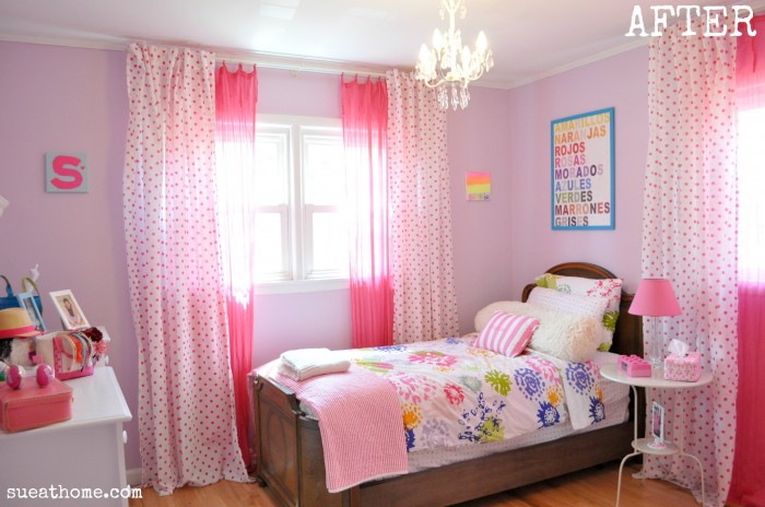 бледно-розовые стен, шторы в горох в спальне девочки
