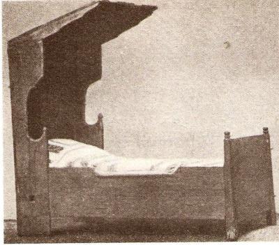 кровать с балдахином 15 века из Тироля